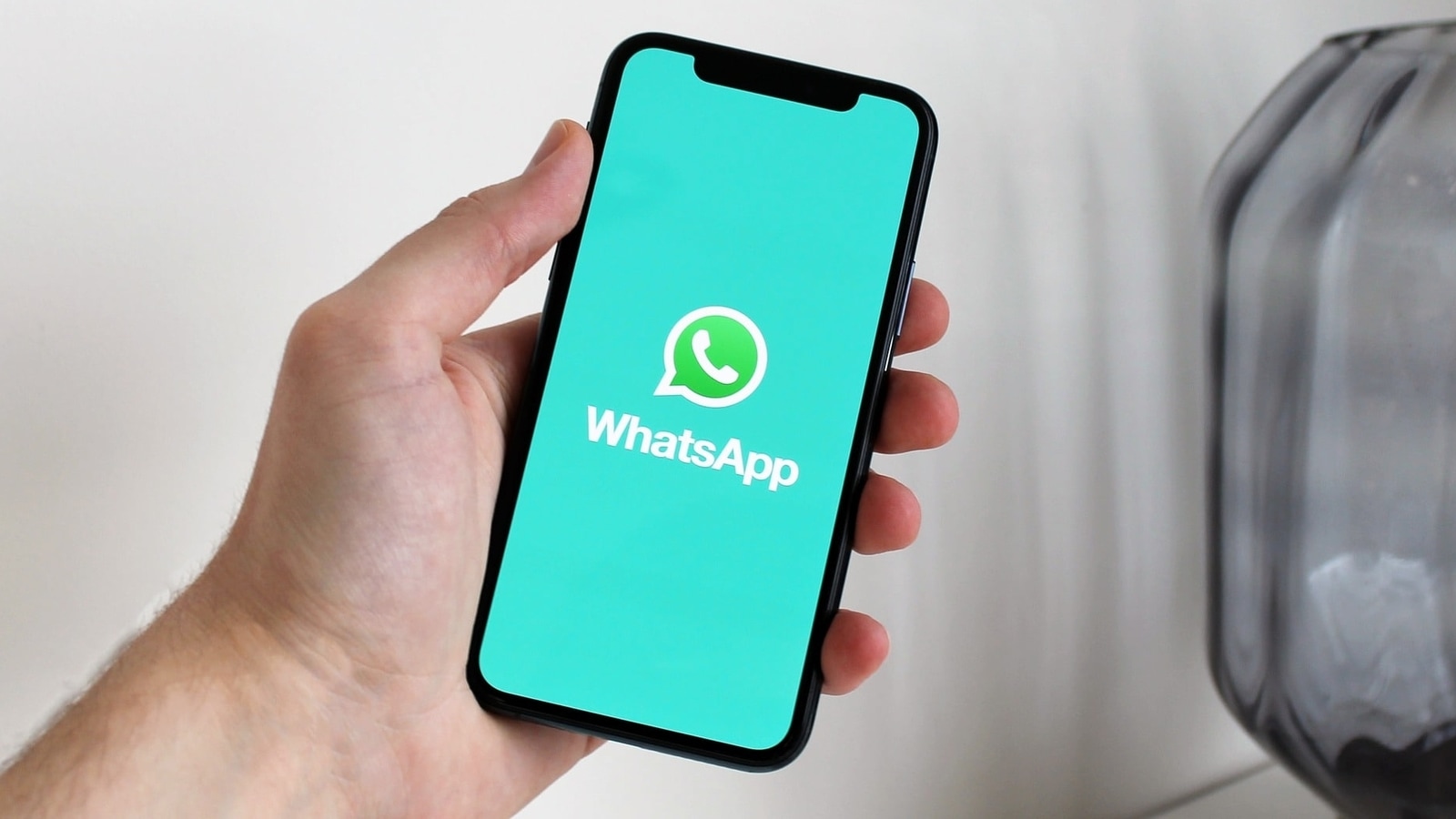 Whatsapp recently introduced multiple features for both iOS and Android apps.