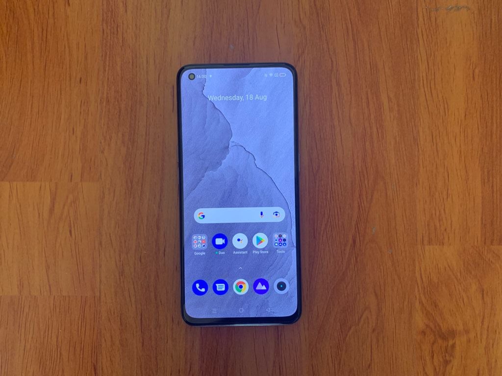 The Realme GT Master Edition smartphone will be available in Dashing Silver and Dashing Blue colour variants along with a dual tone vegan leather design variant and Racing Yellow variant. The Realme GT Master Edition smartphone will be available in Dashing Silver and Dashing Blue colour variants along with a dual tone vegan leather design variant and Racing Yellow variant.