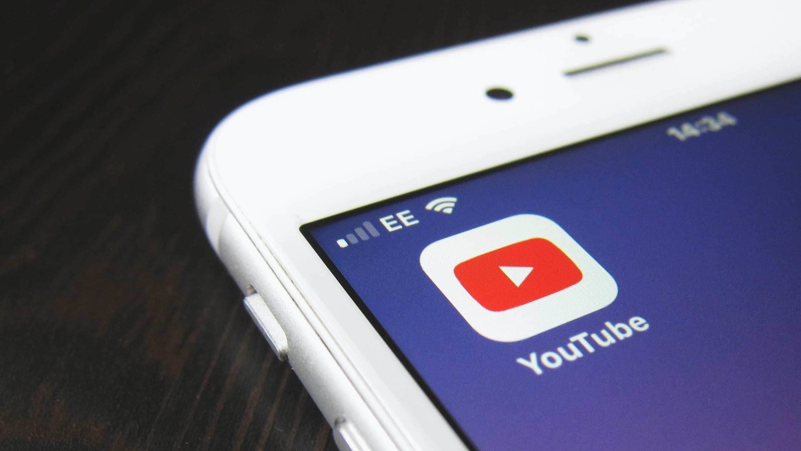 YouTube for iOS is finally gaining Picture in Picture mode. YouTube for iOS is finally gaining Picture in Picture mode.