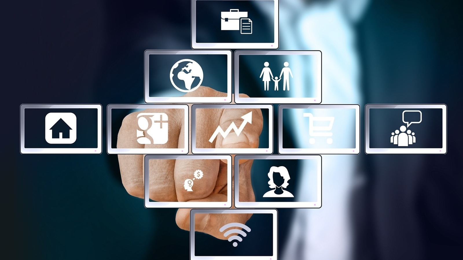 The top priority for cloud and data providers is to scale up data capacity, accelerate cloud compute, and share disaggregated flash storage resources. The top priority for cloud and data providers is to scale up data capacity, accelerate cloud compute, and share disaggregated flash storage resources.