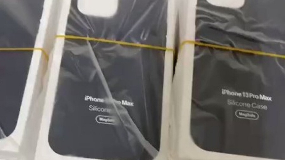 Apple iPhone 13 leak: The new 2021 iPhone is rumoured to come with support for a 120Hz refresh rate.