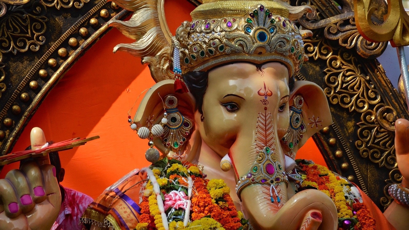 Ganesh Chaturthi Whatsapp Wishes, Stickers: If you cannot go and greet your family and friends personally on the auspicious occasion of Ganesh Chaturthi 2021, then the next best thing are WhatsApp wishes, stickers. Ganesh Chaturthi 2021