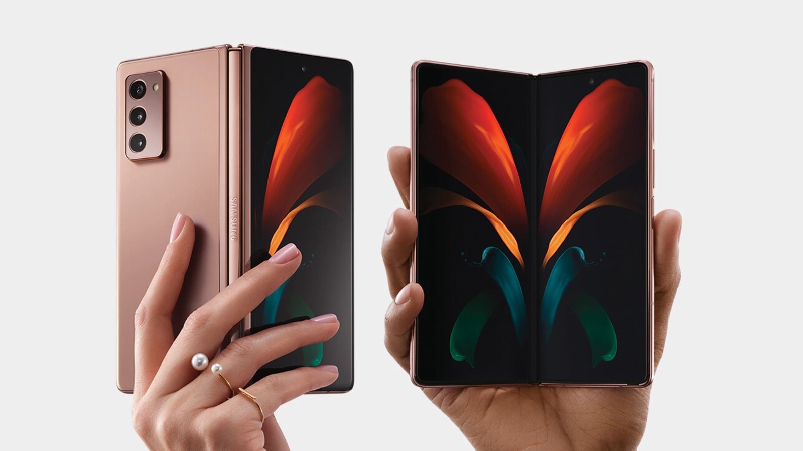 In image: Galaxy Z Fold 2