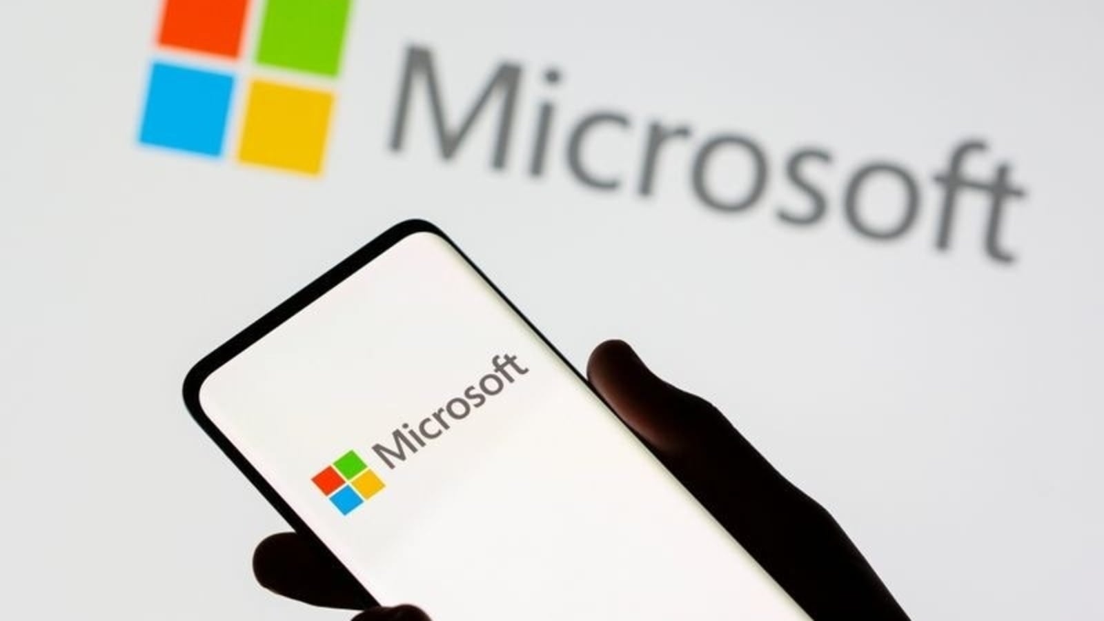 From now on, users would no longer need a password to sign in to their Microsoft account.