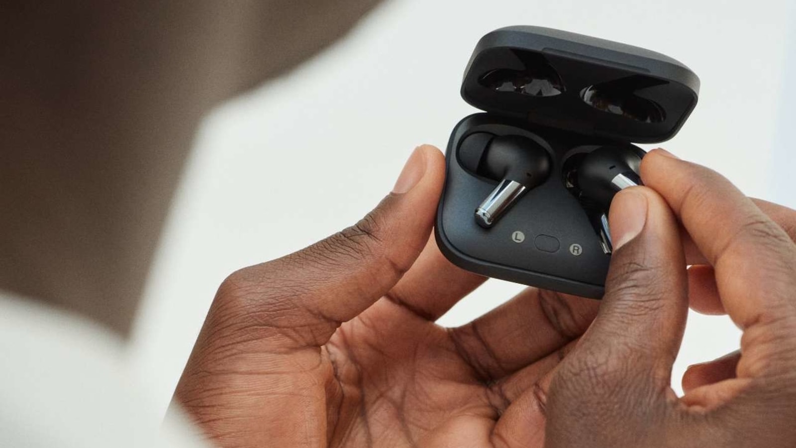 Bluetooth headphones provide convenience and utility in the same package. Bluetooth headphones provide convenience and utility in the same package.