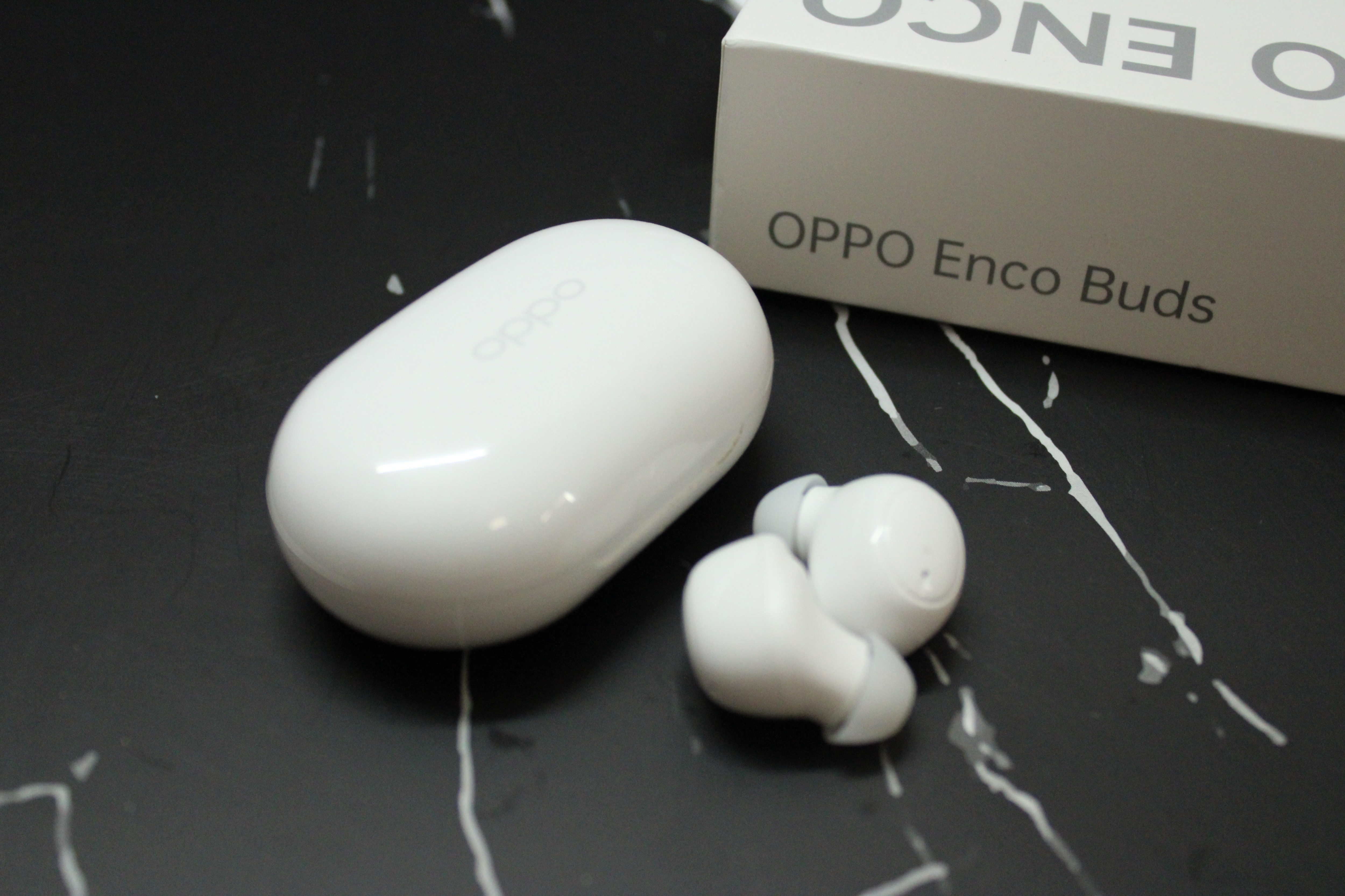 OPPO Enco Buds