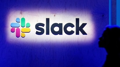 Slack first started experiencing issues at around 9PM on October 30 when around 27 users reported facing issues.