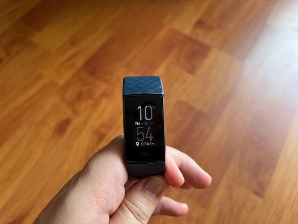 The Fitbit Charge 4 also comes with support for Spotify; users can control music playback, browse through playlists and podcasts. The Fitbit Charge 4 also comes with support for Spotify; users can control music playback, browse through playlists and podcasts.