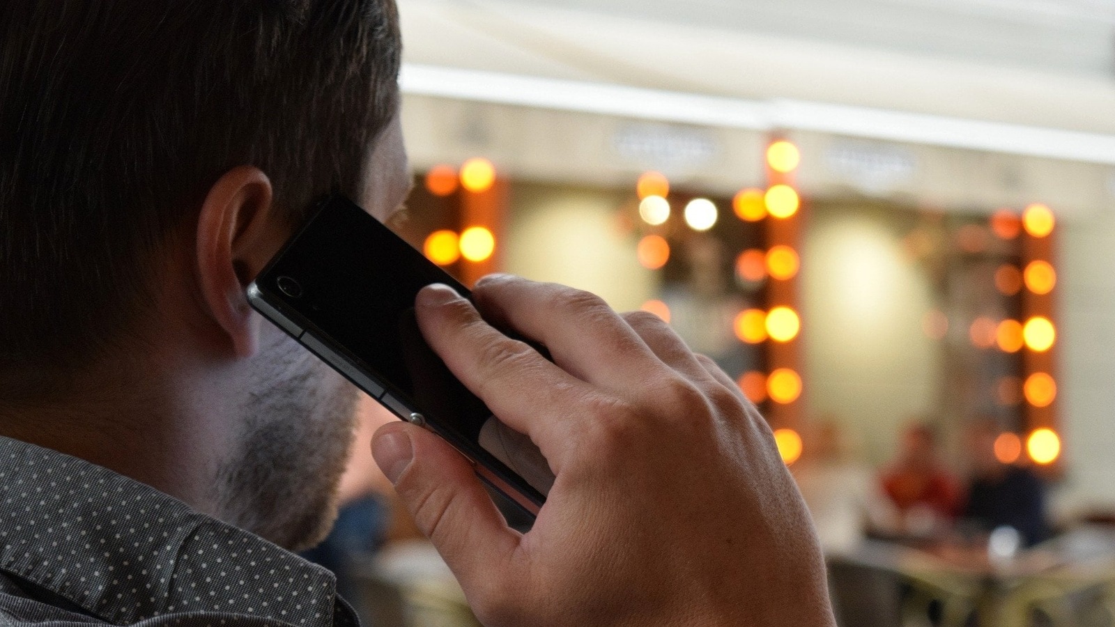 Wi-Fi calling can get you a great mobile reception in areas with bad connectivity that cause call drops. How to enable Wi-Fi calling