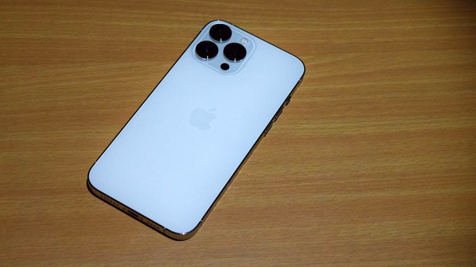 Apple iPhone 14 Pro models could come with 2TB storage, say 