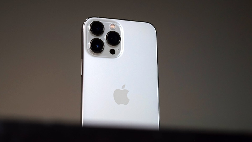 iPhone 13 Pro and Pro Max Review: Better Camera, Battery Life