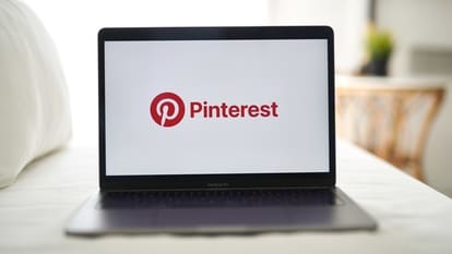 Pinterest has launched new ad features to drive shopping on its platform and thereby take on other social media rivals like Facebook and TikTok.