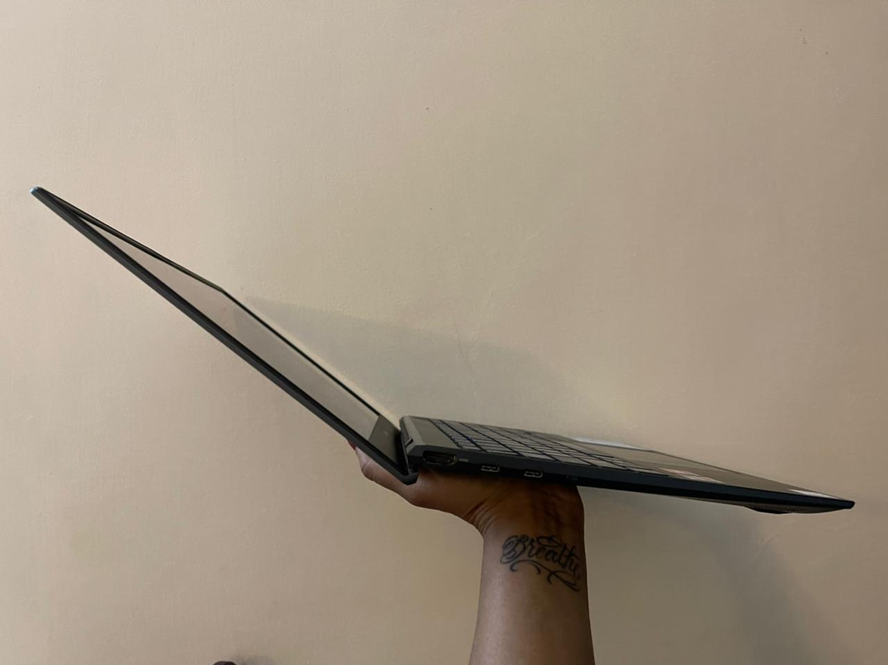 It is powered by Windows 10 Home and it is upgradable to Windows 11 for free. It is powered by Windows 10 Home and it is upgradable to Windows 11 for free.