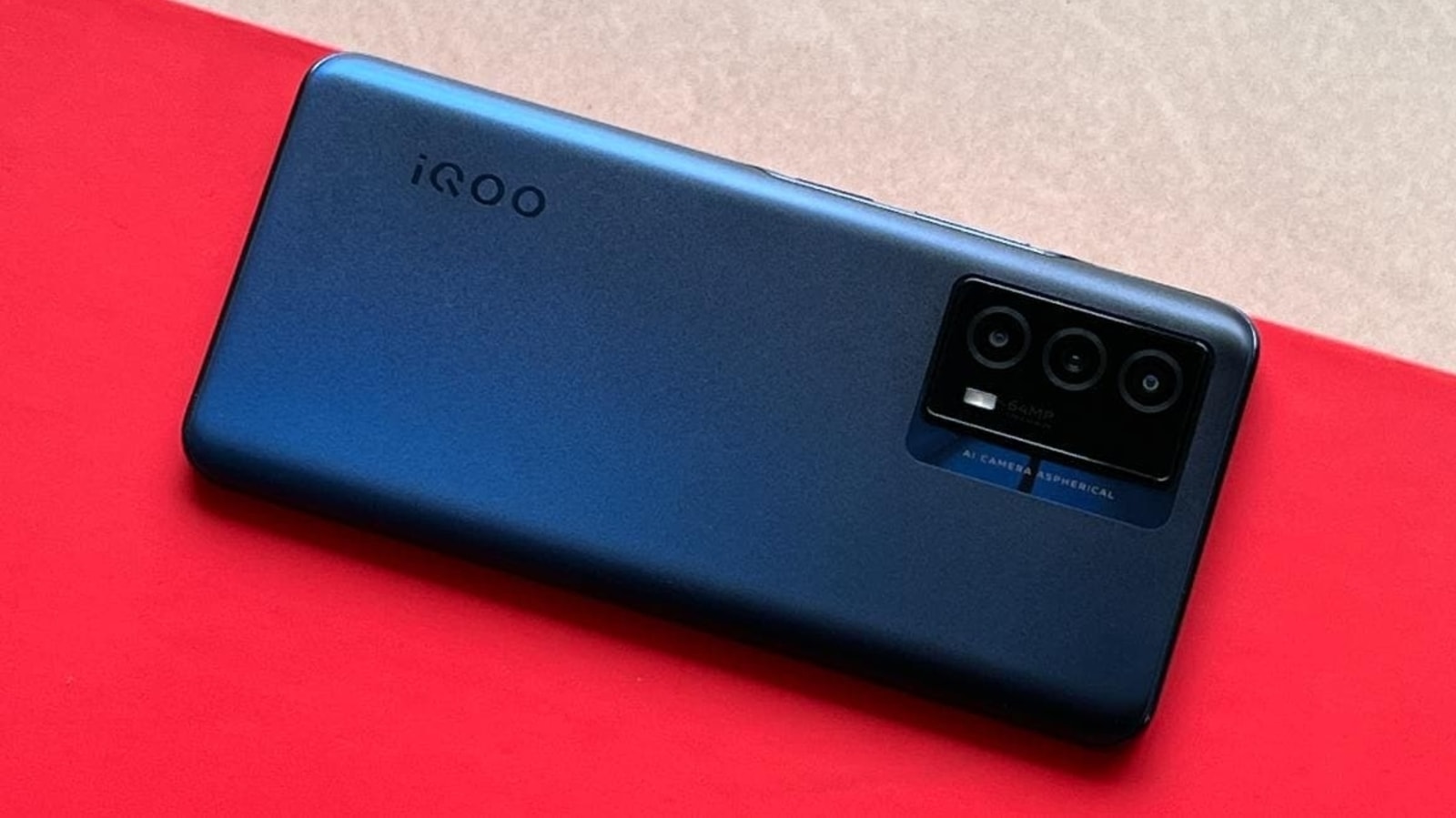 iqoo z5 display details