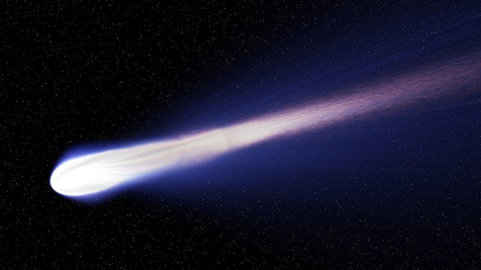 Comet C/2014 UN271
