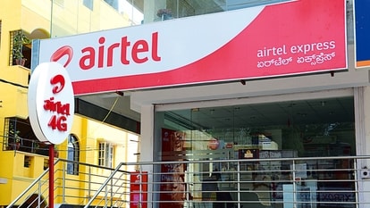 The DoT had slapped a penalty of  <span class='webrupee'>₹</span>2,000 crore on Vodafone Idea and  <span class='webrupee'>₹</span>1,050 crore on Bharti Airtel based on sector regulator Trai's recommendation five years ago.