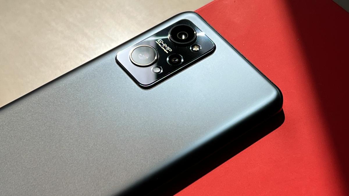 Realme GT Neo 2 review: Great gaming phone, but why play safe, Realme?