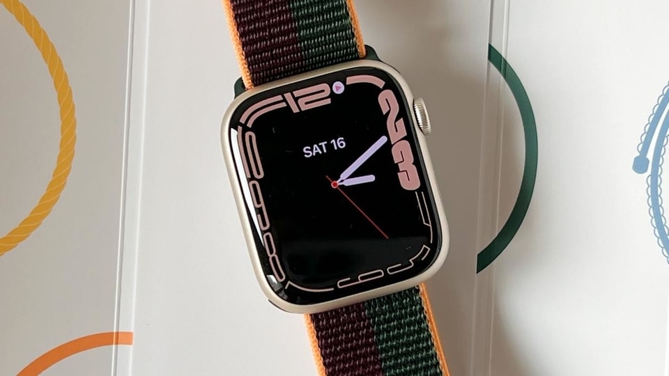 Apple Watch Series 7 review: Bigger really is better