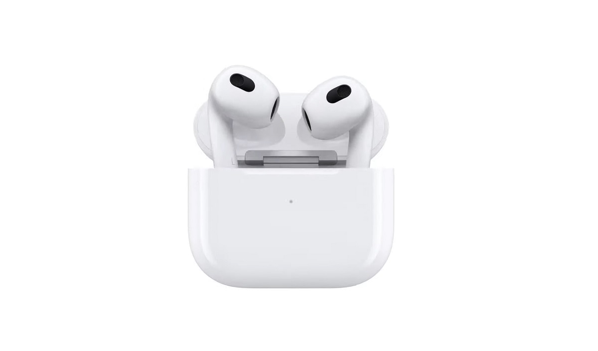 New AirPods 3 vs AirPods Price Features Comparison: What extra <span class='webrupee'>₹</span>5,500 get you | Wearables News