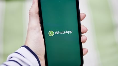All those who may have old phones, should check the full list of phones WhatsApp will stop working on. (Photo: The Facebook Inc. WhatsApp logo on a smartphone arranged in the Brooklyn Borough of New York, U.S., on Tuesday, Oct. 5, 2021.)