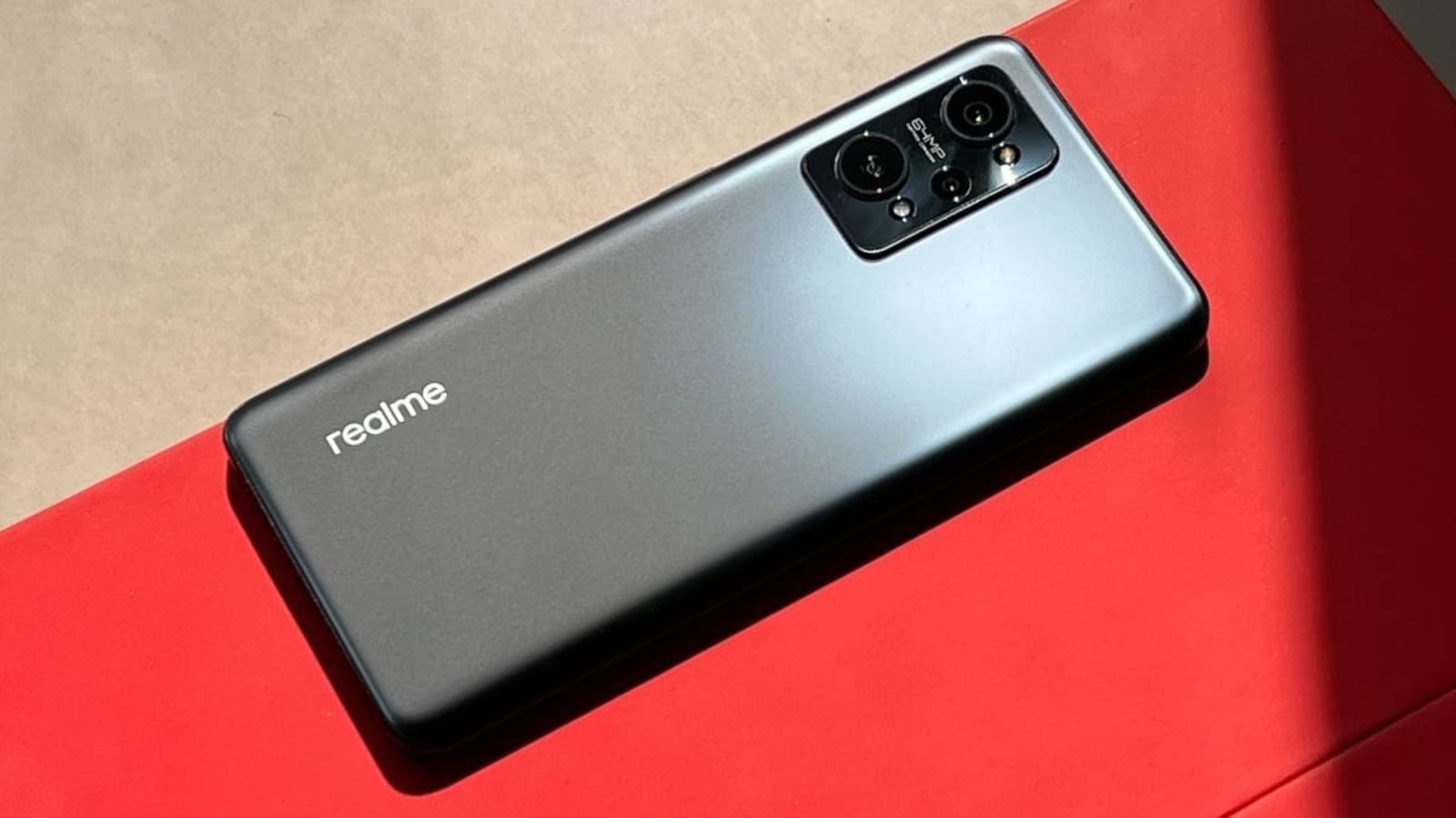 Realme flagship with 125W charging coming soon, could cost 58000 ...