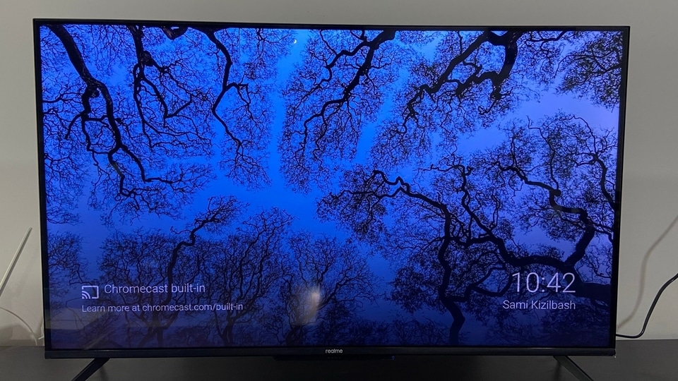 Realme Smart TV 4K Review: The display on the Realme Smart TV 4K is a compact one and comes with support for Dolby Vision.