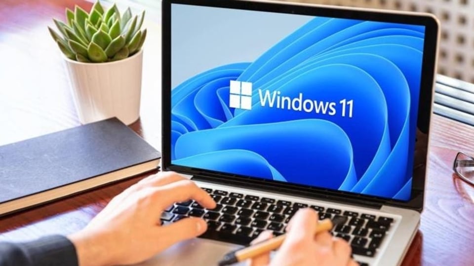 Microsoft started testing a patch for the problems with Beta and Release Preview testers of Windows 11 and has now released the fix for all Windows 11 users.
