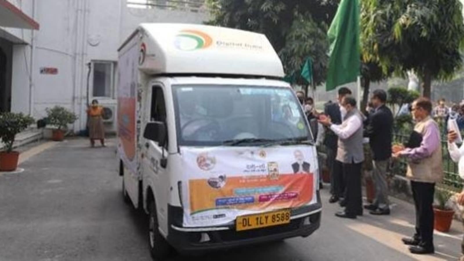 The Tele-Law on Wheels Campaign is being conducted with aid of CSC e-governance which has a network of over four lakh digitally-enabled CSCs across the country.