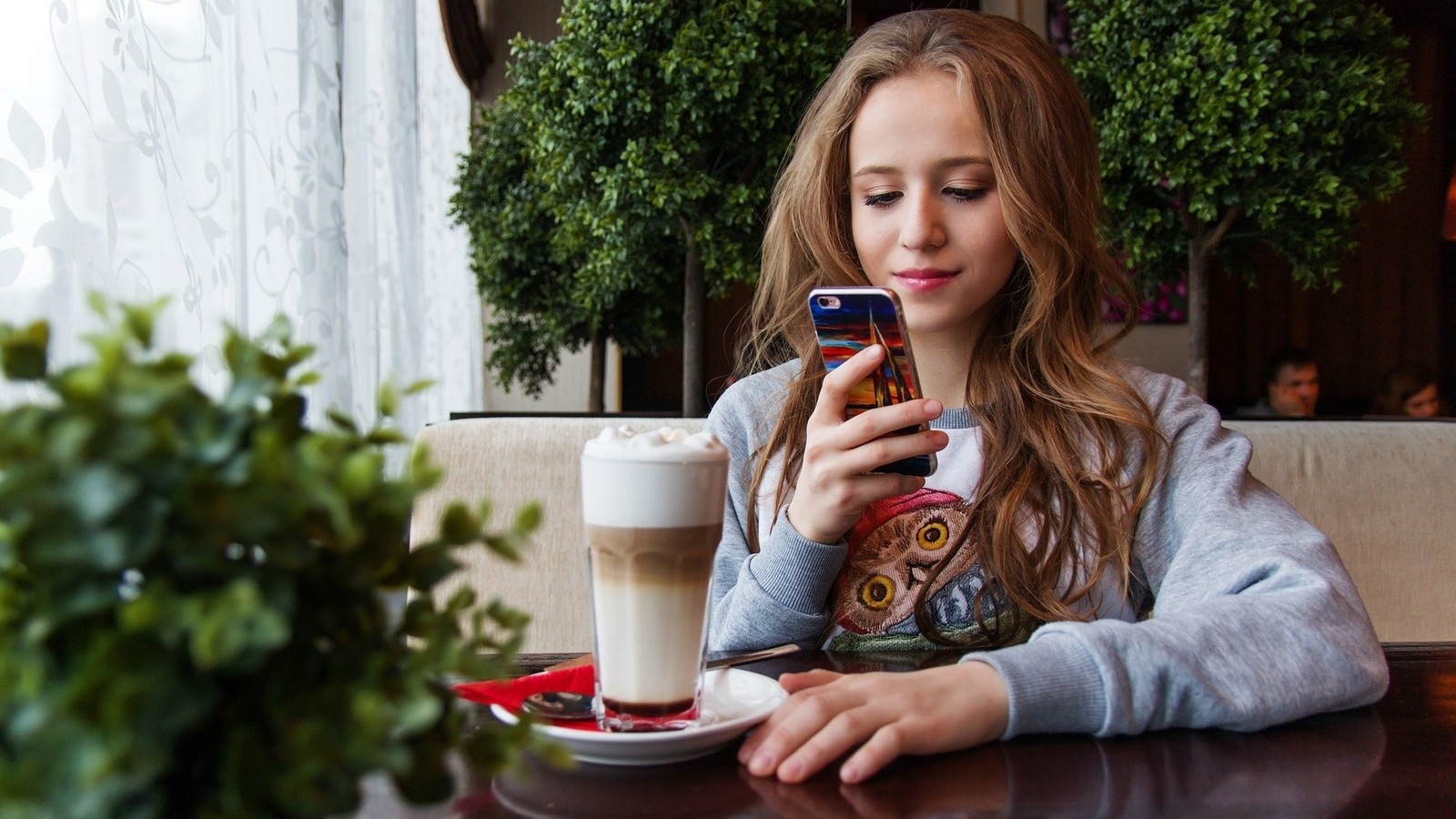 WhatsApp Friend in Need scam on the rise in the UK, company asks people to call their friends instead. WhatsApp Friend in Need scam on the rise in the UK, company asks people to call their friends instead.