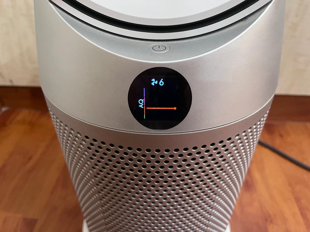 The Dyson Purifier Hot+Cool air purifier does sound quieter and calmer even as it disperses purified air at the maximum fan speed. The Dyson Purifier Hot+Cool air purifier does sound quieter and calmer even as it disperses purified air at the maximum fan speed.
