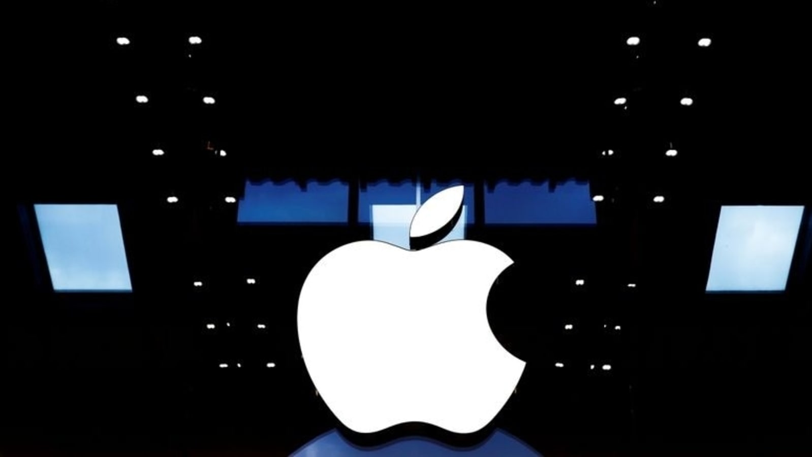 Apple bought Intel's 5G modem division in 2019, foreshadowing the eventual switch.