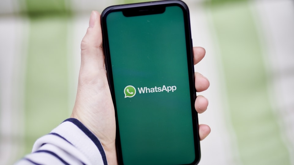 WhatsApp message deleting time limit extension is likely to come to Android users first.