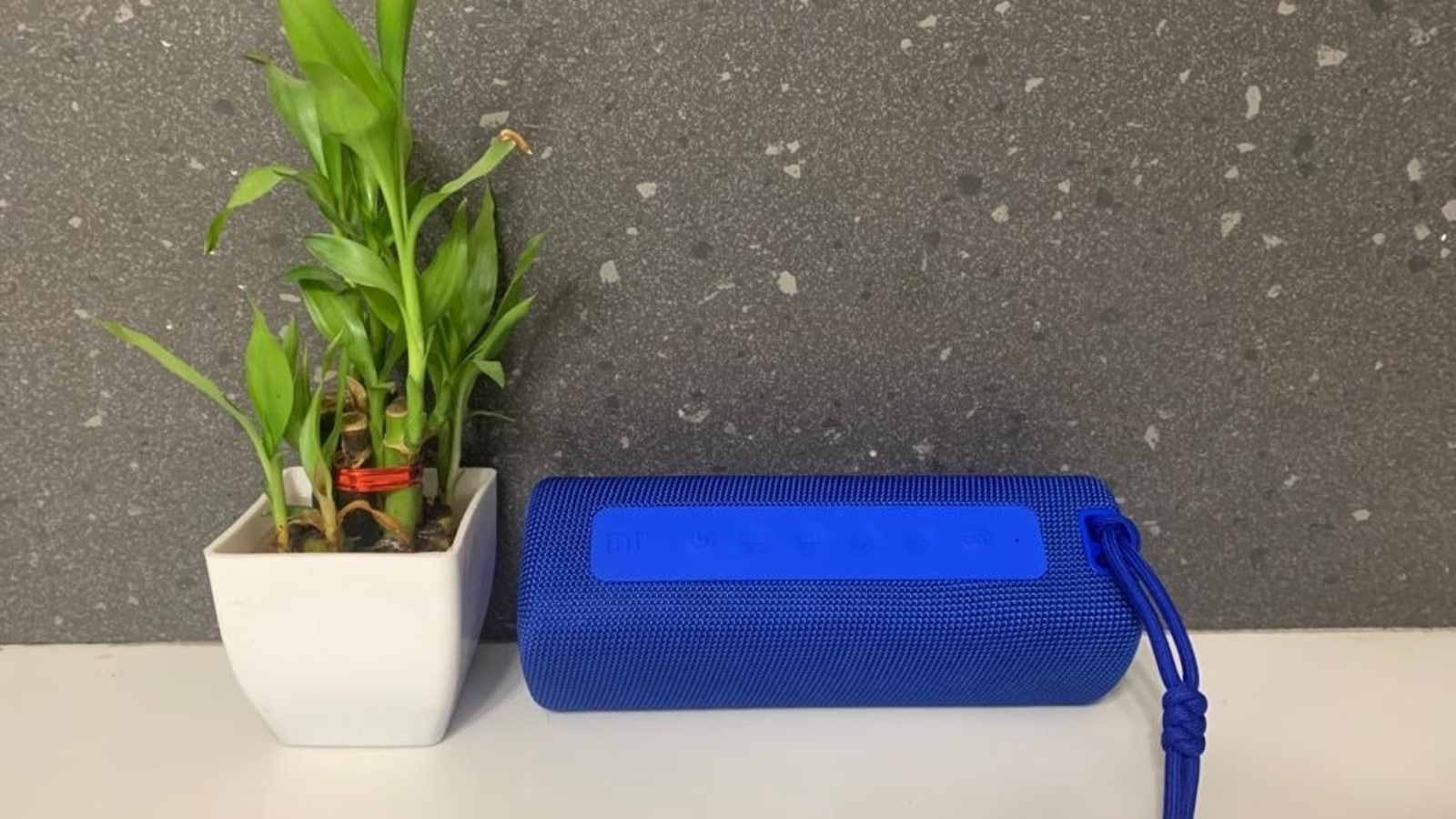 Xiaomi Mi Portable Bluetooth Speaker (16W) - On a par with the greats! 🫡 -  Unboxing and review 