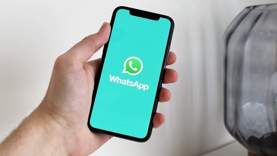 Secure your photos, videos on WhatsApp by using View Once feature