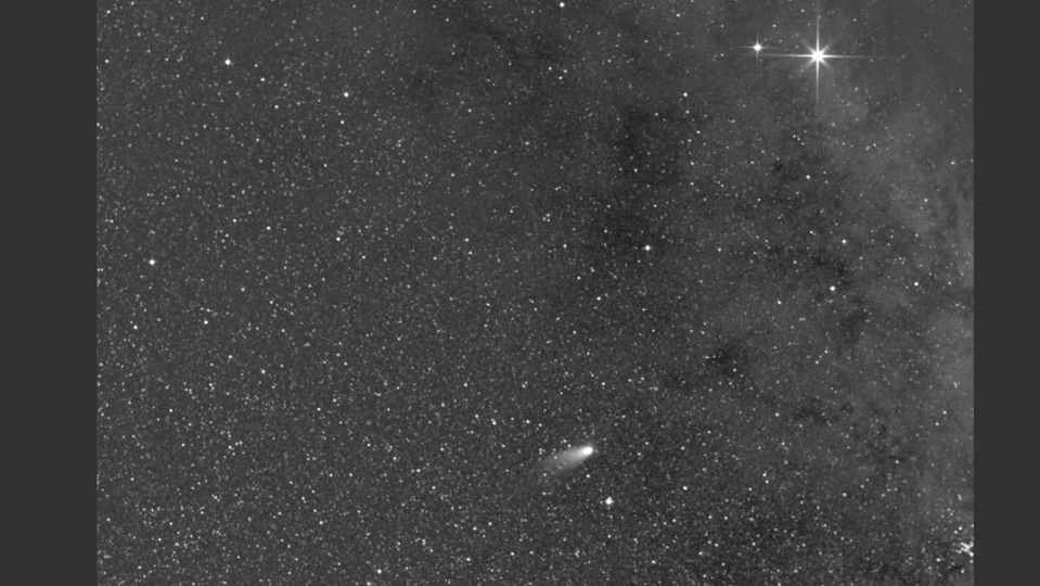 Comet Leonard passes the ESA/NASA Solar Orbiter spacecraft.