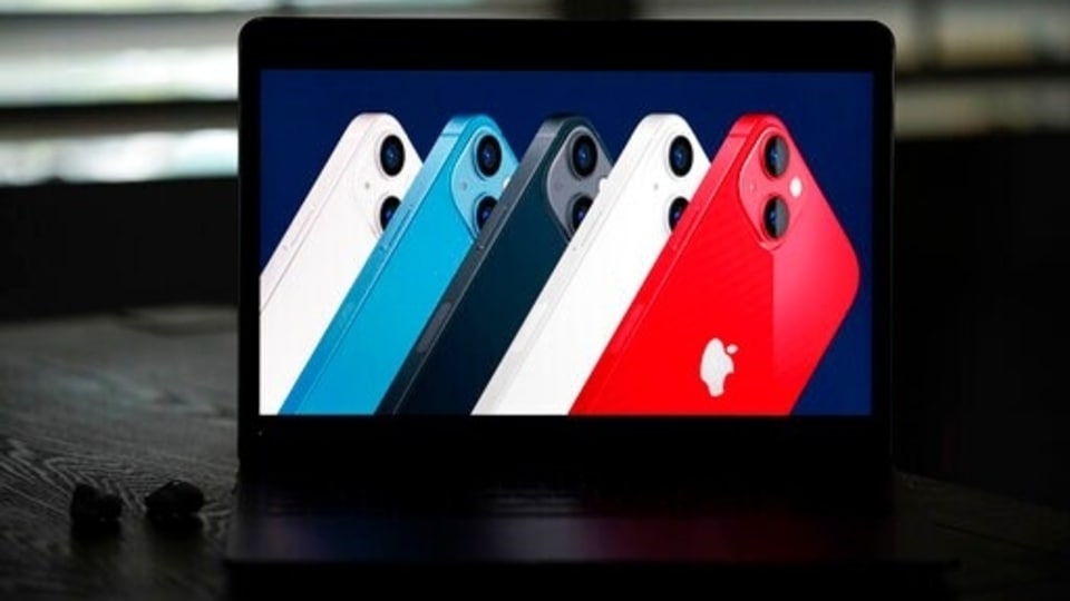 iPhone SE and iPhone 14 are the most talked-about Apple product that can be launched in 2022. iPhone
