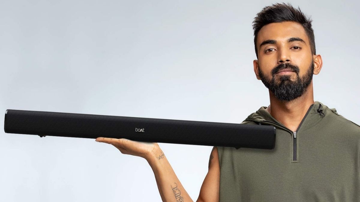 Amazon is offering boAt Aavante Bar 1160 are with the 60 percent discount, currently priced at Rs. 3,999 against Rs. 9,990. boAt Aavante Bar 1160