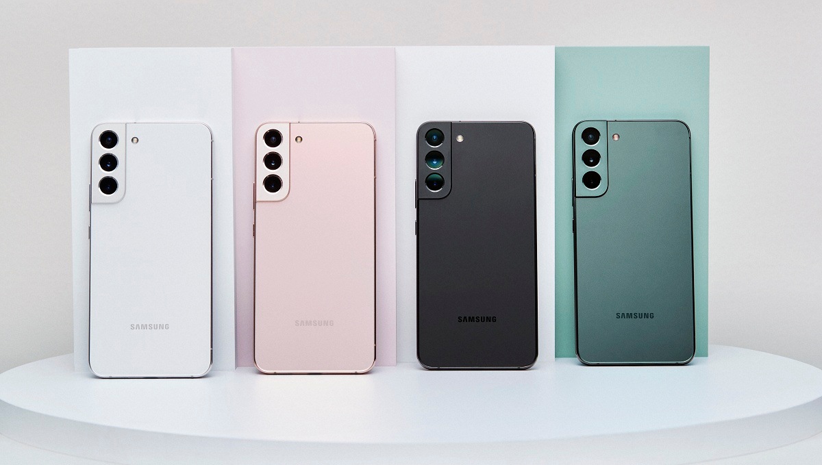 Samsung Galaxy S22 is available in four colour variants. Samsung Galaxy S22
