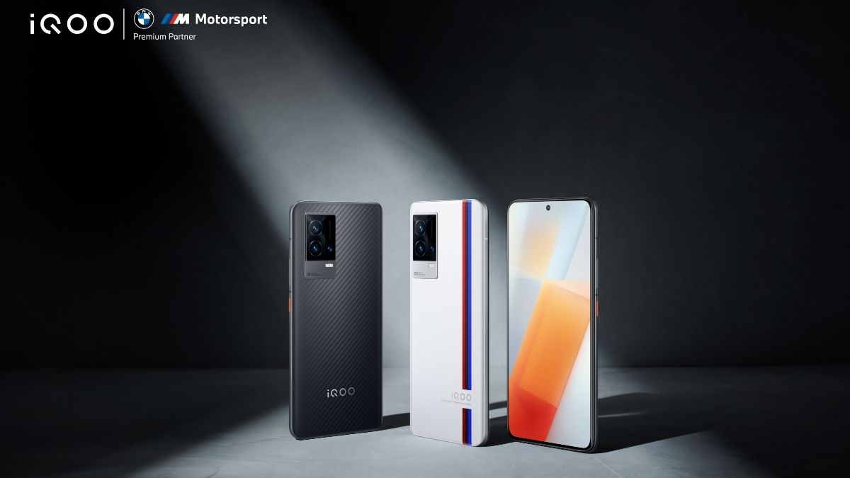 : The iQOO 9 series has three models - the flagship iQOO 9 Pro, the midrange iQOO 9 and the entry-level iQOO 9 SE. iQOO 9 series