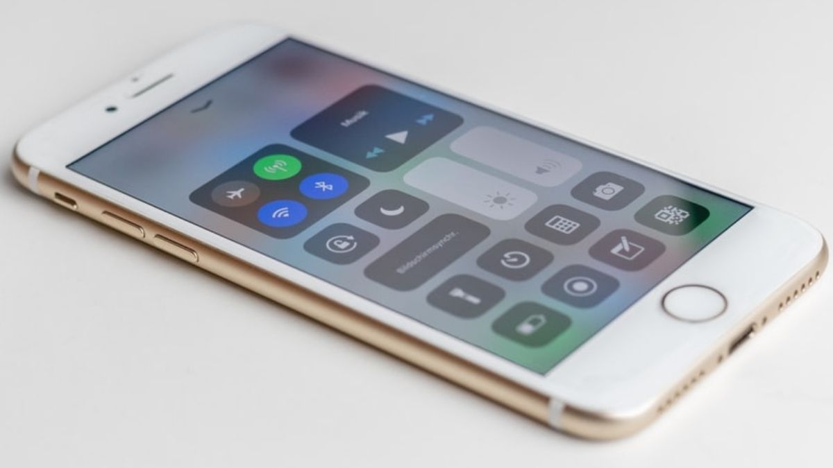 Control Center- If you don’t want to use a widget, swipe down from the top right corner to show your iPhone battery percentage. iPhone
