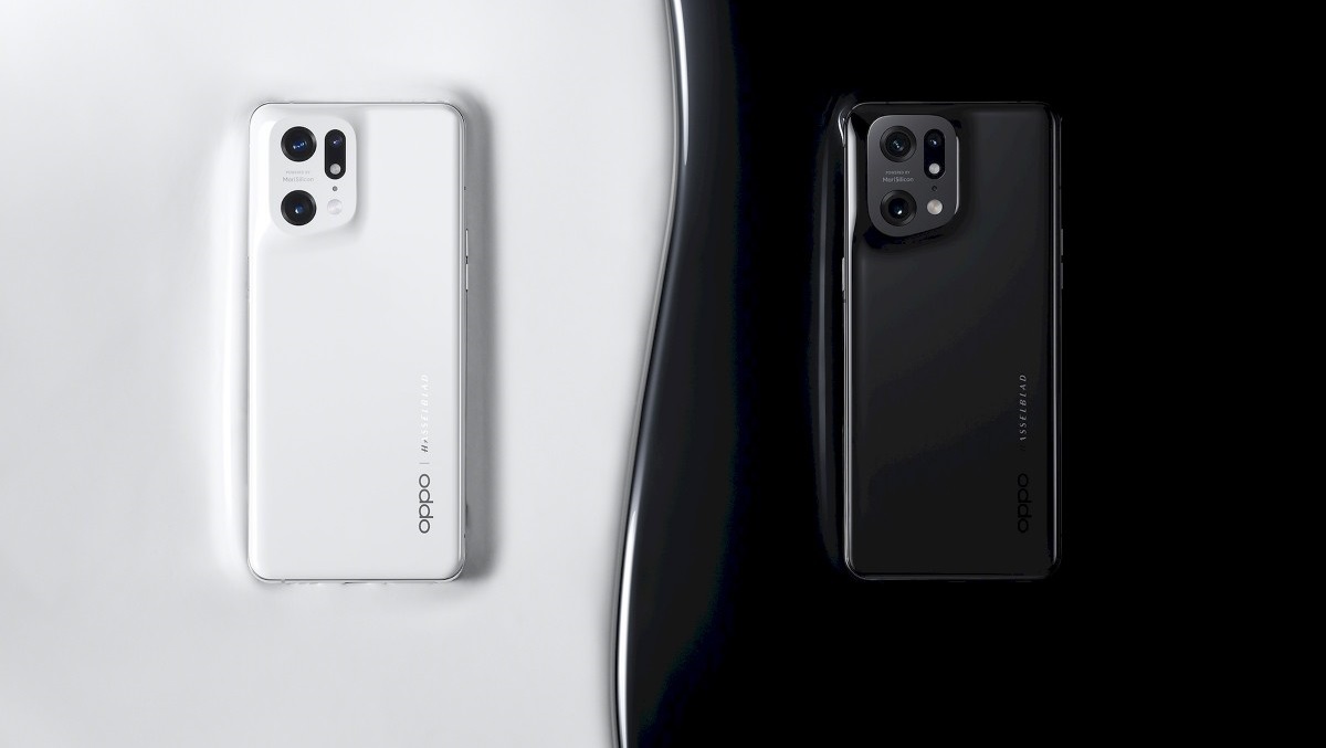 The Oppo Find X5 Pro’s strong point is its Hasselblad cameras. The smartphone is equipped with a 50MP main and a 50MP ultra-wide camera with OIS and 5-axis stabilization. It has a custom Marisilicon chip for image processing as well as 4K Night Mode shooting. It also comes with a 5X telephoto camera and 5X Hybrid zoom. Oppo Find X5 Pro