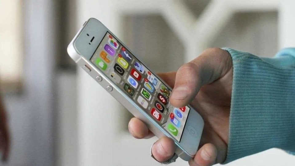 Here are top 5 apps trending among youngsters. Uable, Leher, Zorro, Qlan and Swell. (Representative Image) Top 5 apps trending among youngsters.