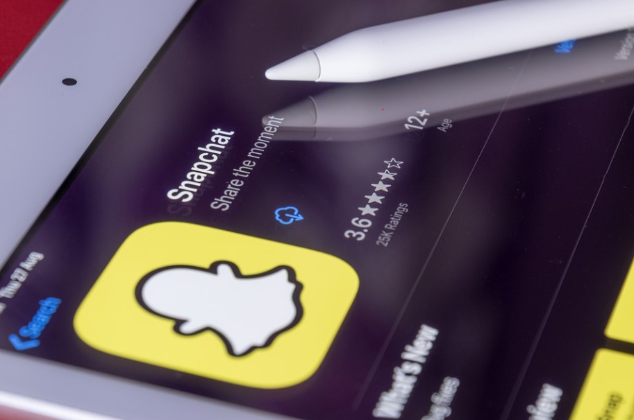 Snapchat offers In-app resources: The app also provides a new in-app mental health hub, where you can get proactive in-app support in case of experiencing a mental health or emotional crisis or if you’re curious to learn more about these issues and how they can help friends dealing with them. Snapchat offers In-app resources: The app also provides a new in-app mental health hub, where you can get proactive in-app support in case of experiencing a mental health or emotional crisis or if you’re curious to learn more about these issues and how they can help friends dealing with them.