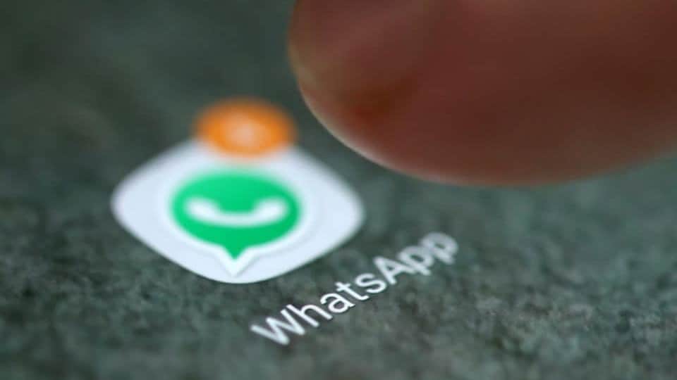 WhatsApp forwarding messages update