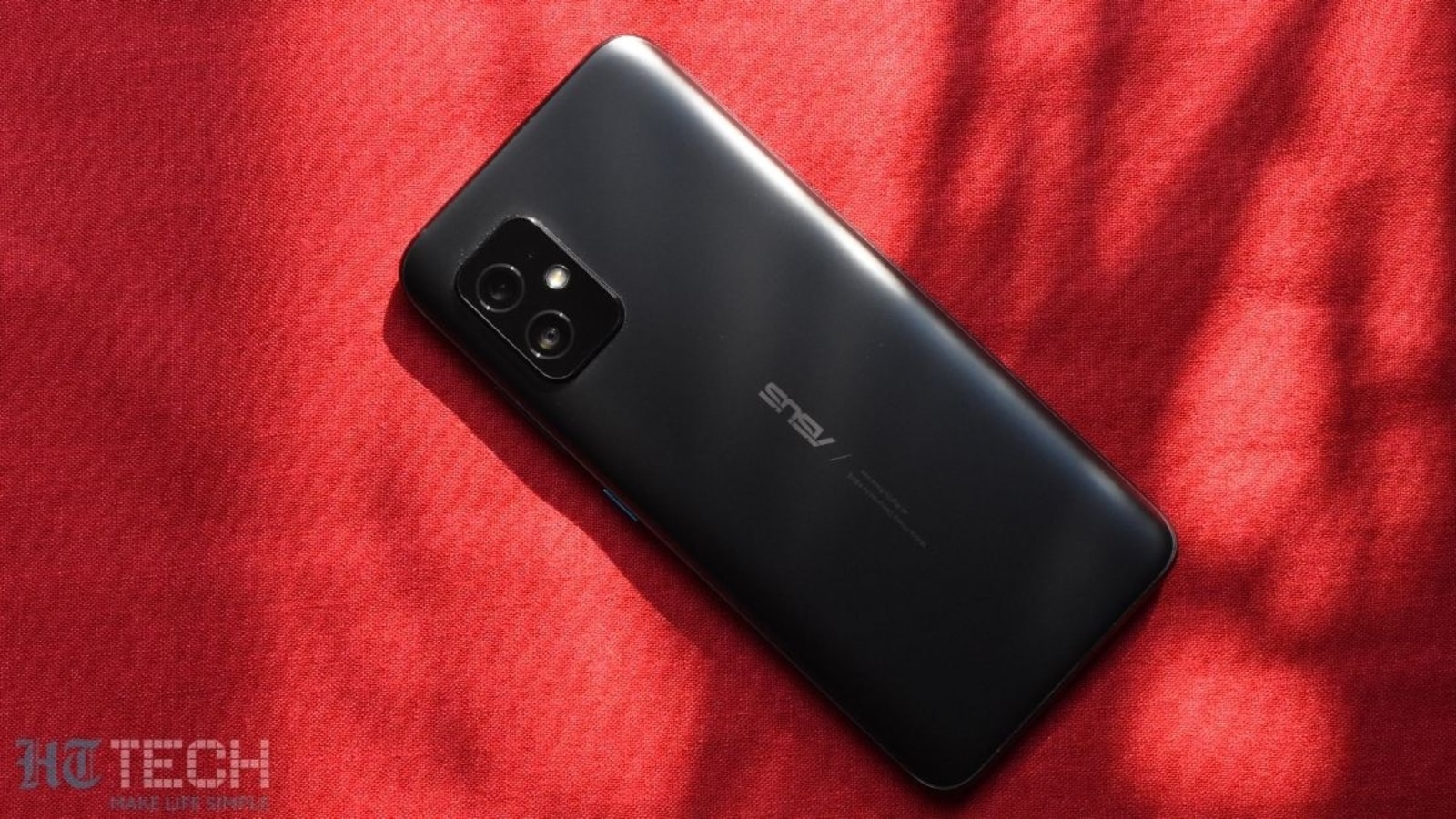 Asus 8z review: A compact phone with a lot of ZING!