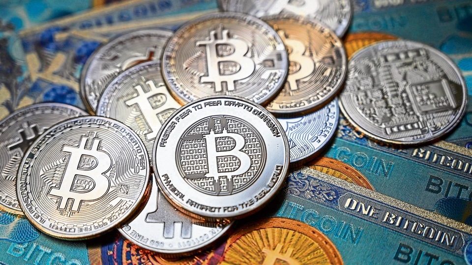 Stablecoins are being used to facilitate trading on exchanges by minimizing the volatile price swings seen by most cryptocurrencies. Stablecoins