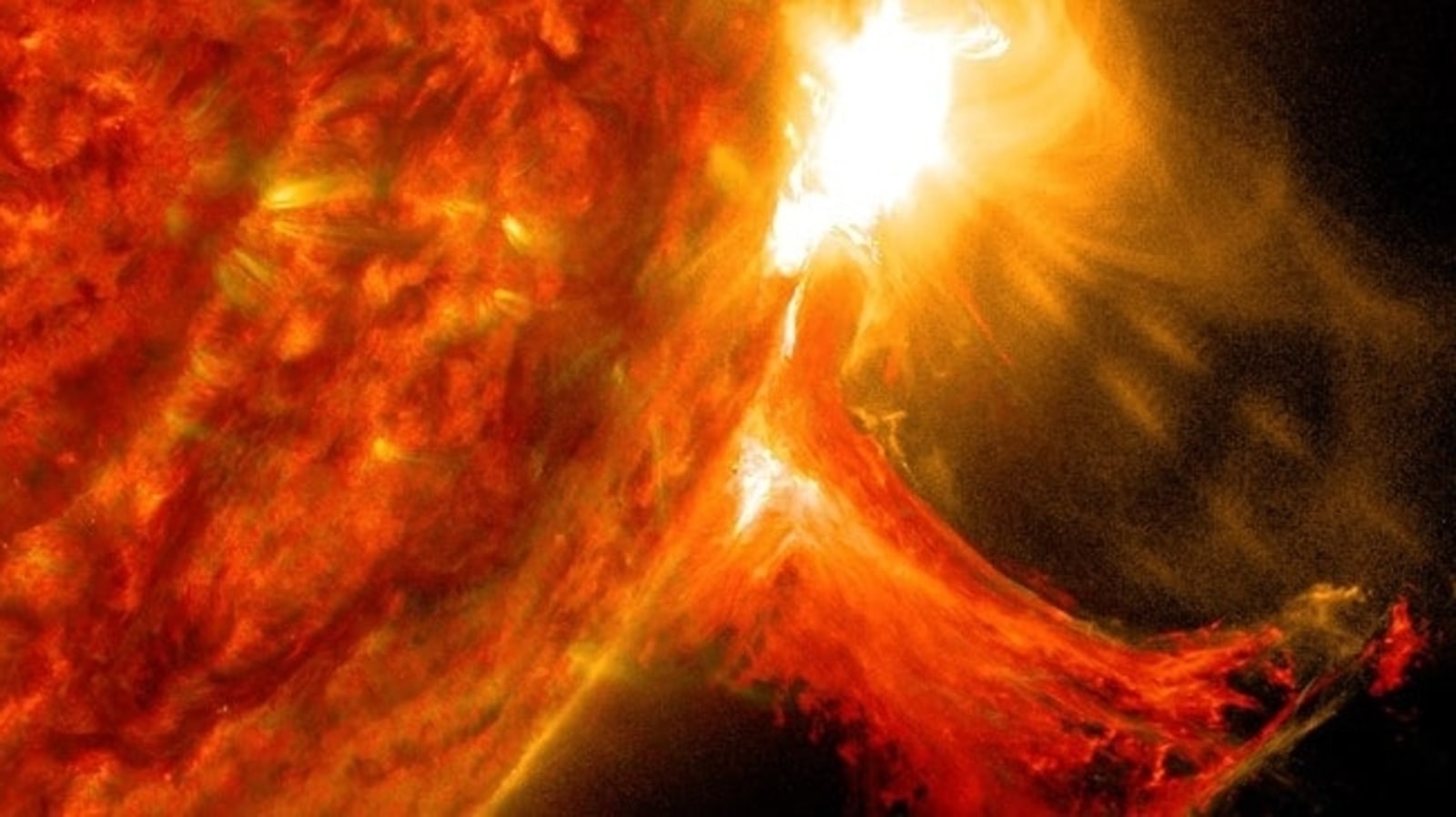 solar storm Internet Apocalypse