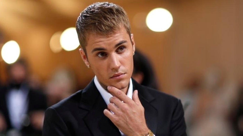 Ashton Kutcher, Justin Bieber To Bruce Willis, Celebs Toss $87 Mn To ...