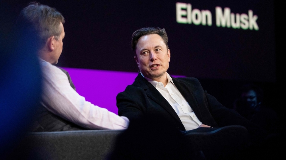 Tesla Chief Elon Musk Hints At Twitter Plan B, Lambastes SEC Over ...