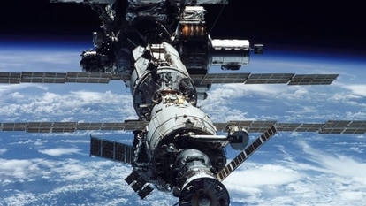 The objective of the experiment was to better the understanding of behaviour, structure and physics of fire in space under microgravity. NASA